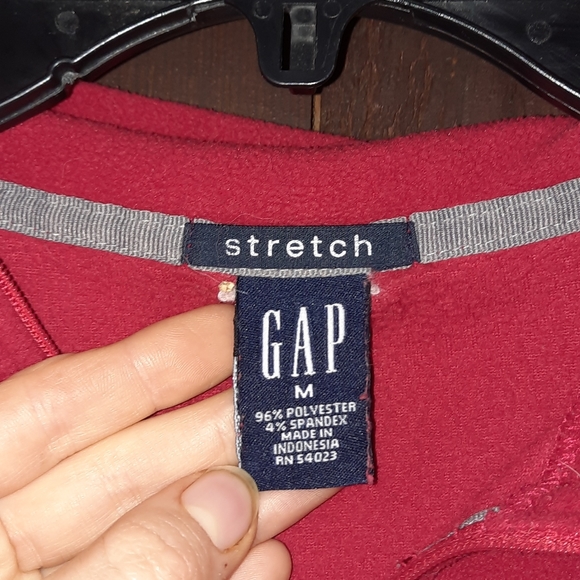 🍀3/15 Boy's GAP Red Sweatshirt ❤️ - Picture 5 of 6